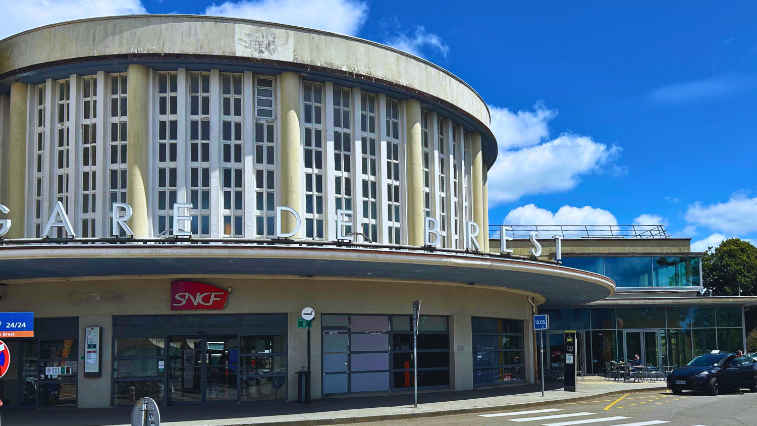 Gare Brest V2